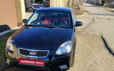 KIA Rio II, 2011 год, 850 000 рублей, 1 фотография