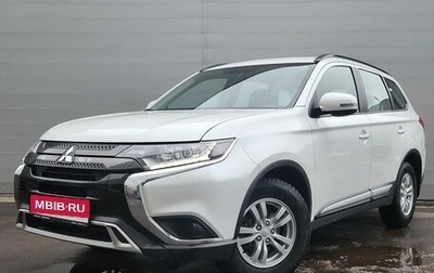 Mitsubishi Outlander III рестайлинг 3, 2021 год, 2 979 000 рублей, 1 фотография