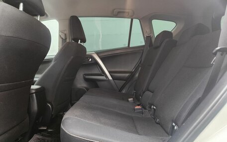 Toyota RAV4, 2018 год, 2 828 000 рублей, 11 фотография