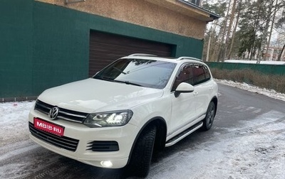 Volkswagen Touareg III, 2011 год, 2 400 000 рублей, 1 фотография