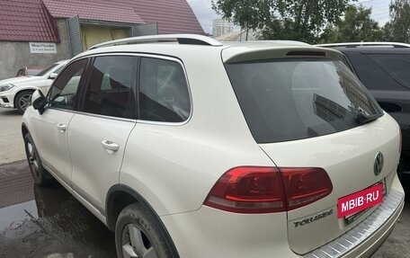 Volkswagen Touareg III, 2011 год, 2 600 000 рублей, 5 фотография