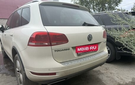 Volkswagen Touareg III, 2011 год, 2 600 000 рублей, 6 фотография