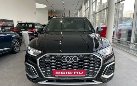 Audi Q5, 2023 год, 10 600 000 рублей, 2 фотография