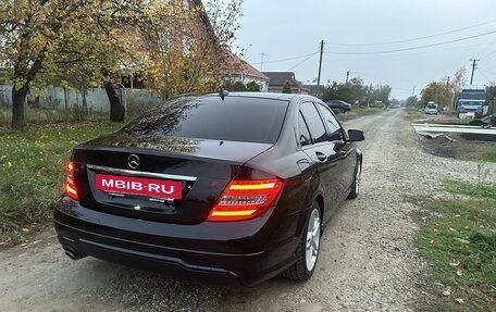 Mercedes-Benz C-Класс, 2012 год, 2 000 000 рублей, 15 фотография