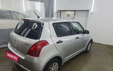 Suzuki Swift III, 2006 год, 495 000 рублей, 2 фотография