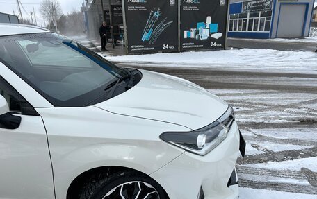 Toyota Corolla, 2018 год, 1 900 000 рублей, 9 фотография