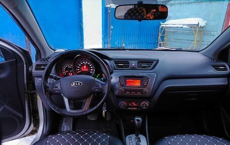 KIA Rio III рестайлинг, 2012 год, 860 000 рублей, 9 фотография