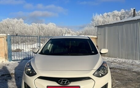 Hyundai i30 II рестайлинг, 2012 год, 819 000 рублей, 1 фотография