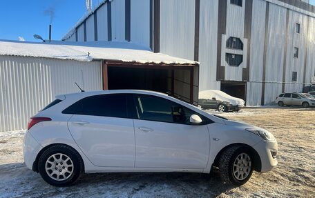 Hyundai i30 II рестайлинг, 2012 год, 819 000 рублей, 3 фотография