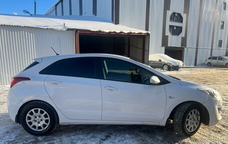 Hyundai i30 II рестайлинг, 2012 год, 819 000 рублей, 4 фотография