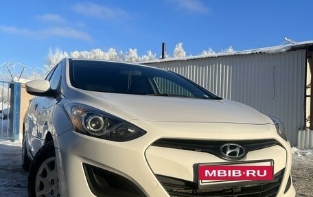 Hyundai i30 II рестайлинг, 2012 год, 819 000 рублей, 2 фотография