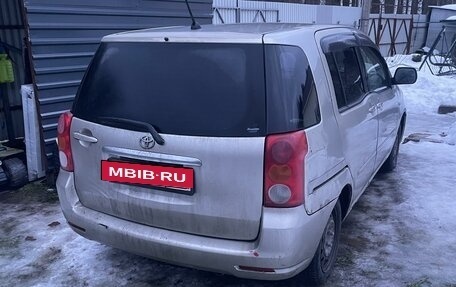 Toyota Raum II, 2004 год, 460 000 рублей, 2 фотография