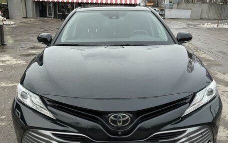 Toyota Camry, 2019 год, 3 100 000 рублей, 6 фотография