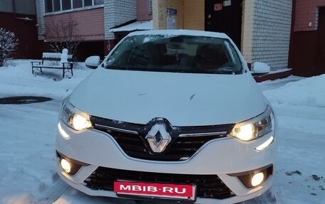 Renault Megane IV, 2019 год, 1 490 000 рублей, 10 фотография