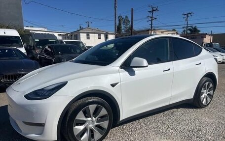 Tesla Model Y I, 2021 год, 526 867 296 рублей, 3 фотография