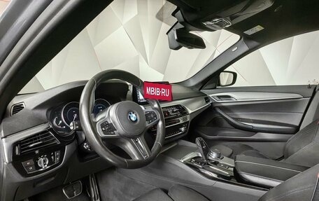 BMW 5 серия, 2017 год, 4 389 700 рублей, 8 фотография