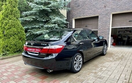 Honda Accord IX рестайлинг, 2013 год, 1 690 000 рублей, 5 фотография