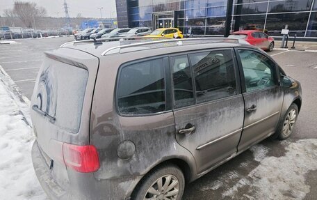 Volkswagen Touran III, 2012 год, 1 147 000 рублей, 4 фотография