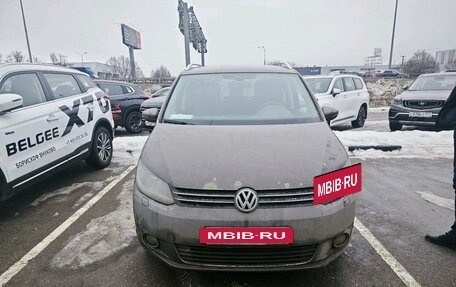 Volkswagen Touran III, 2012 год, 1 147 000 рублей, 6 фотография