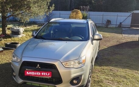 Mitsubishi ASX I рестайлинг, 2013 год, 1 000 000 рублей, 2 фотография