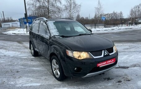 Mitsubishi Outlander III рестайлинг 3, 2008 год, 645 000 рублей, 4 фотография