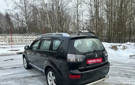 Mitsubishi Outlander III рестайлинг 3, 2008 год, 645 000 рублей, 8 фотография