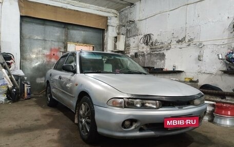 Mitsubishi Galant VIII, 1996 год, 150 000 рублей, 3 фотография