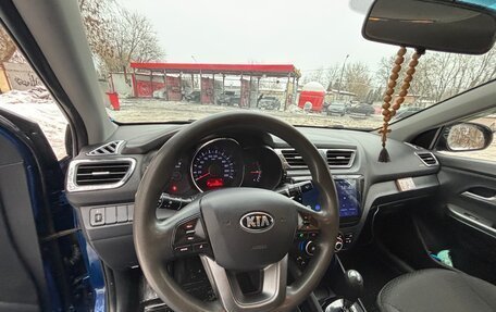 KIA Rio III рестайлинг, 2013 год, 930 000 рублей, 9 фотография