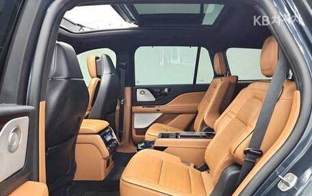 Lincoln Aviator II, 2021 год, 5 000 000 рублей, 11 фотография