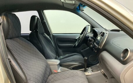 Toyota RAV4, 2003 год, 940 000 рублей, 22 фотография