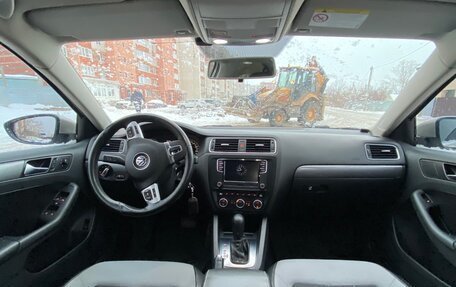 Volkswagen Jetta VI, 2013 год, 1 400 000 рублей, 7 фотография