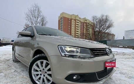 Volkswagen Jetta VI, 2013 год, 1 400 000 рублей, 6 фотография