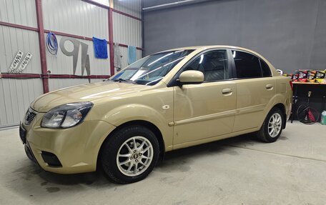 KIA Rio II, 2011 год, 670 000 рублей, 3 фотография