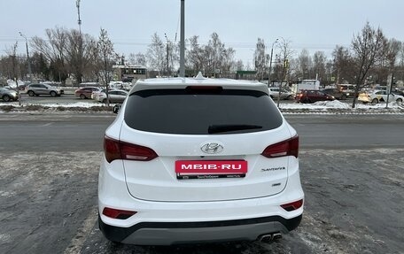 Hyundai Santa Fe III рестайлинг, 2017 год, 2 490 000 рублей, 5 фотография