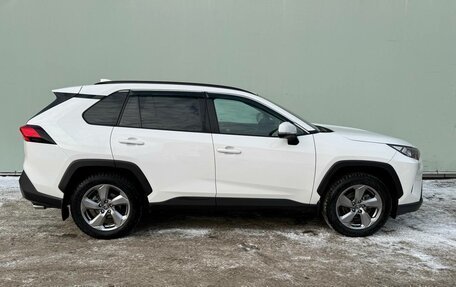 Toyota RAV4, 2019 год, 3 549 000 рублей, 6 фотография