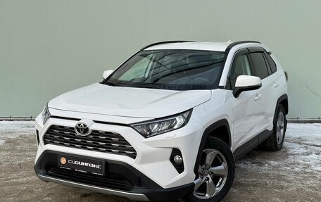 Toyota RAV4, 2019 год, 3 549 000 рублей, 2 фотография