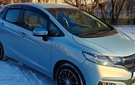 Honda Fit III, 2018 год, 1 350 000 рублей, 2 фотография