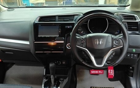 Honda Fit III, 2018 год, 1 350 000 рублей, 21 фотография