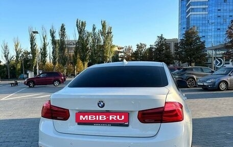 BMW 3 серия, 2018 год, 2 410 000 рублей, 4 фотография