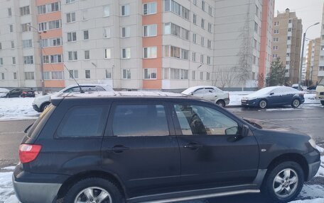 Mitsubishi Outlander III рестайлинг 3, 2005 год, 350 000 рублей, 8 фотография