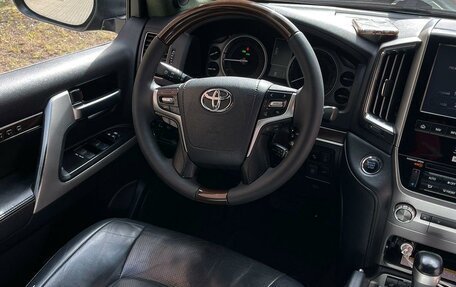 Toyota Land Cruiser 200, 2016 год, 6 200 000 рублей, 15 фотография