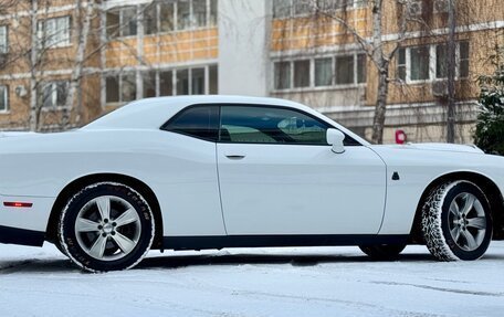 Dodge Challenger III рестайлинг 2, 2019 год, 3 650 000 рублей, 4 фотография