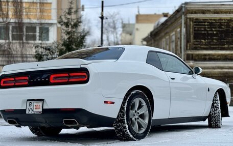 Dodge Challenger III рестайлинг 2, 2019 год, 3 650 000 рублей, 5 фотография