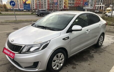 KIA Rio III рестайлинг, 2014 год, 750 000 рублей, 2 фотография