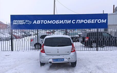 Renault Sandero I, 2011 год, 650 000 рублей, 5 фотография