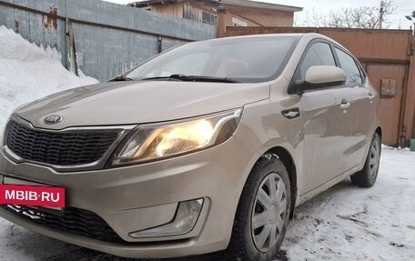 KIA Rio III рестайлинг, 2013 год, 900 000 рублей, 6 фотография