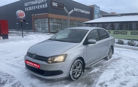 Volkswagen Polo VI (EU Market), 2011 год, 650 000 рублей, 2 фотография