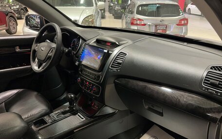 KIA Sorento II рестайлинг, 2013 год, 2 047 000 рублей, 13 фотография