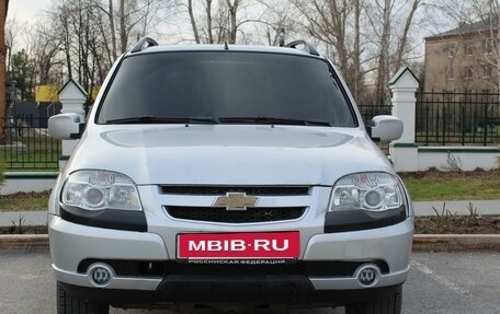 Chevrolet Niva I рестайлинг, 2011 год, 370 000 рублей, 2 фотография