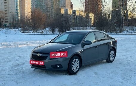 Chevrolet Cruze II, 2012 год, 910 000 рублей, 2 фотография